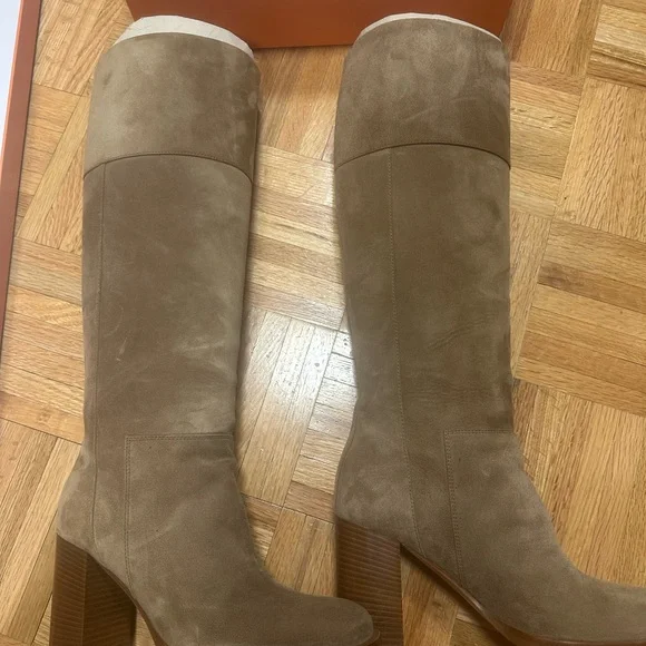 Hermes Tan Heeled Boots - Picture 2 of 6